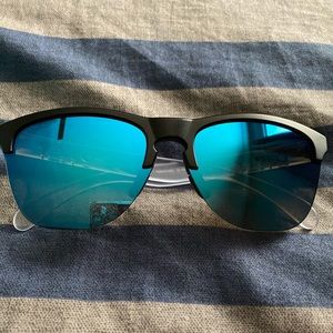 Oakley Frogskin lite sunglasses blue prizm